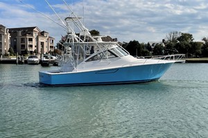 2014 Viking 42 Open
