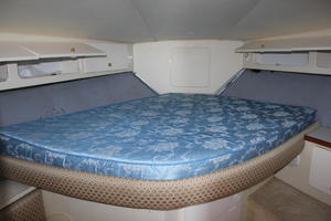 Hopewell 37ft Silverton Yacht For Sale