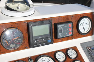 Hopewell 37ft Silverton Yacht For Sale