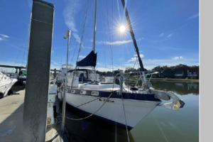 Eliza 41ft Morgan Yacht For Sale