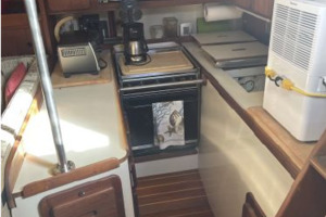 Eliza 41ft Morgan Yacht For Sale