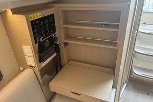 DEMO SPECIAL  30ft Beneteau Yacht For Sale