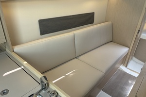 DEMO SPECIAL  30ft Beneteau Yacht For Sale