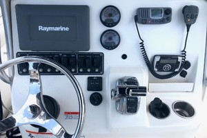 Photo 2499820 for 2011 Boston Whaler 220 Outrage  