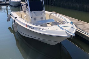 Photo 2499827 for 2011 Boston Whaler 220 Outrage  