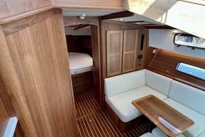 Photo 4914956 for 2027 Sabre 43 Salon Express  