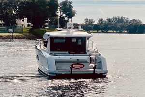 Van der Heijden 43 - Freedomlift 1 - Exterior Profile