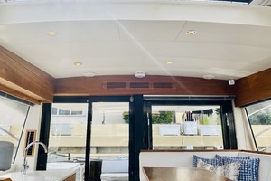 Van der Heijden 43 - Freedomlift 1 - Salon/Galley
