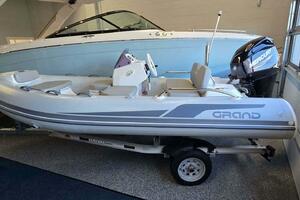 Photo 4911662 for 2023 Grand Inflatables Gold 380  