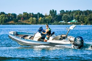 Photo 2682761 for 2022 Grand Inflatables Gold 580  