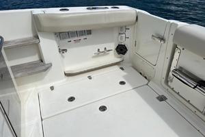 36ft Boston Whaler Yacht For Sale