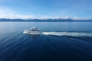 Horizon 73 ABU - Running Shot