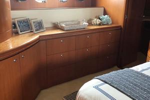 Horizon 73 ABU - Master Stateroom