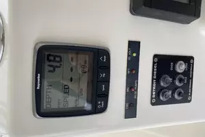 2002 Ocean Yachts 52 Sportfish thumbnail 6