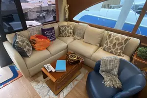 2002 Ocean Yachts 52 Sportfish thumbnail 12
