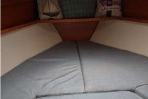 K Nine 34ft Catalina Yacht For Sale