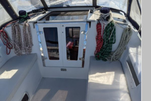 K Nine 34ft Catalina Yacht For Sale