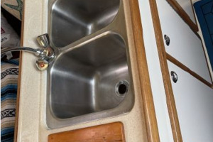 K Nine 34ft Catalina Yacht For Sale
