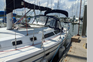 K Nine 34ft Catalina Yacht For Sale