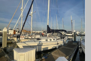 K Nine 34ft Catalina Yacht For Sale