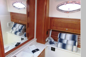 BELLA FAMIGLIA 32ft Back Cove Yacht For Sale