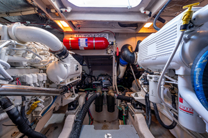 Sea Ray 51 - Worth the Wake II - Engine Room