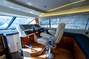 Sea Ray 51 - Worth the Wake II - Helm