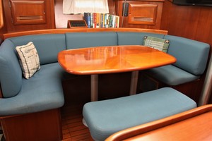 Photo 3149168 for 2002 Beneteau   