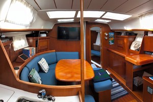 Photo 3149145 for 2002 Beneteau   