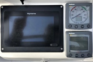 Photo 3149193 for 2002 Beneteau   