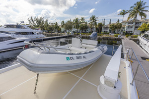 Queenship 64 - Bonkers - Dinghy