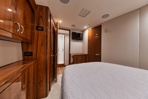 Hatteras 54- Madnic - Master Stateroom