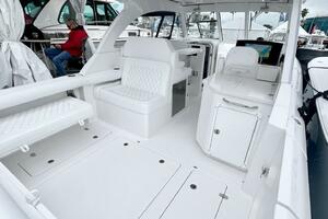 Photo 4958897 for 2025 Southport 33 DC  