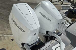 Photo 4983275 for 2025 Southport 33 DC  