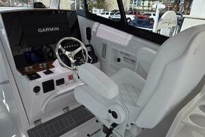 Photo 4983285 for 2025 Southport 33 DC  