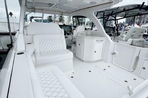 Photo 4958898 for 2025 Southport 33 DC  