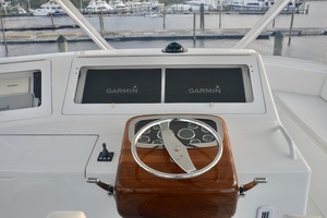 Viking 48 - Fins Up -helm