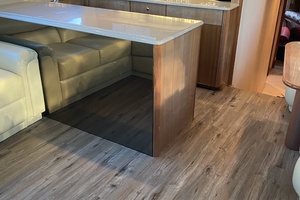 Viking 48 -Fins Up-salon