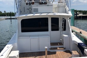 Viking 48 - Fins Up -cockpit