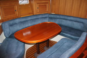 Dealership Sales 42ft Catalina Yacht For Sale