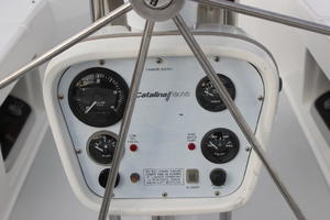Dealership Sales 42ft Catalina Yacht For Sale