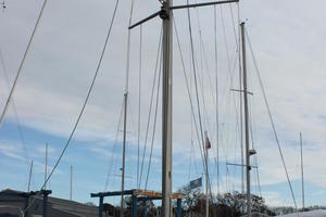 Dealership Sales 42ft Catalina Yacht For Sale