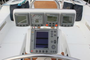 Dealership Sales 42ft Catalina Yacht For Sale