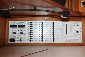 Dealership Sales 42ft Catalina Yacht For Sale