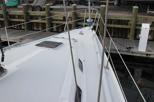 Dealership Sales 42ft Catalina Yacht For Sale