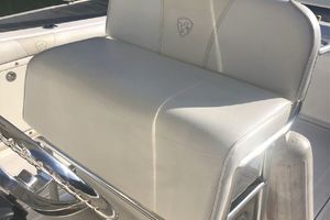 Photo 3162748 for 2005 Century 2900 CC  