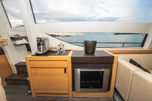 Pershing 82 Milagros - Salon