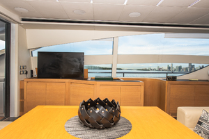 Pershing 82 Milagros - Salon