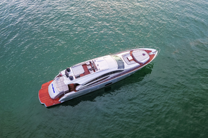 Pershing 82 Milagros - Exterior Profile