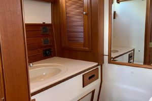 Photo 3186110 for 2000 Grand Banks 42 Motoryacht Blade Runner 